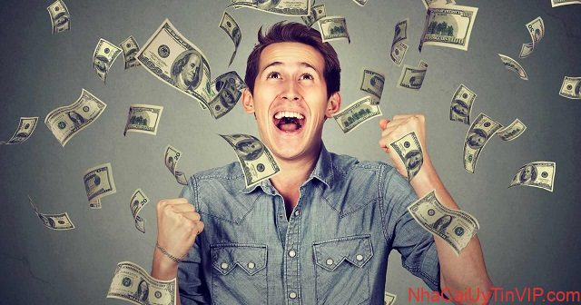 Có đội ngũ nhân viên năng động Có đội ngũ nhân viên năng động